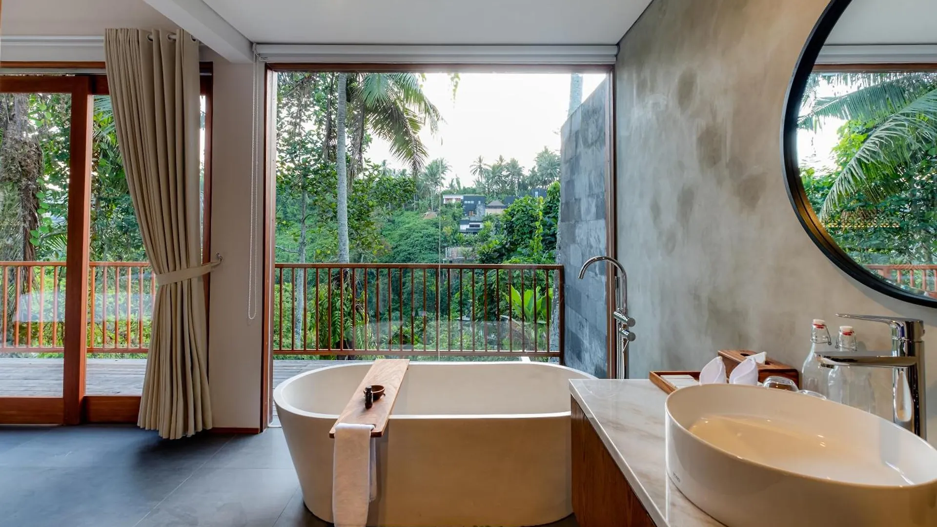 Lerosa Valley Resort Ubud 0*,